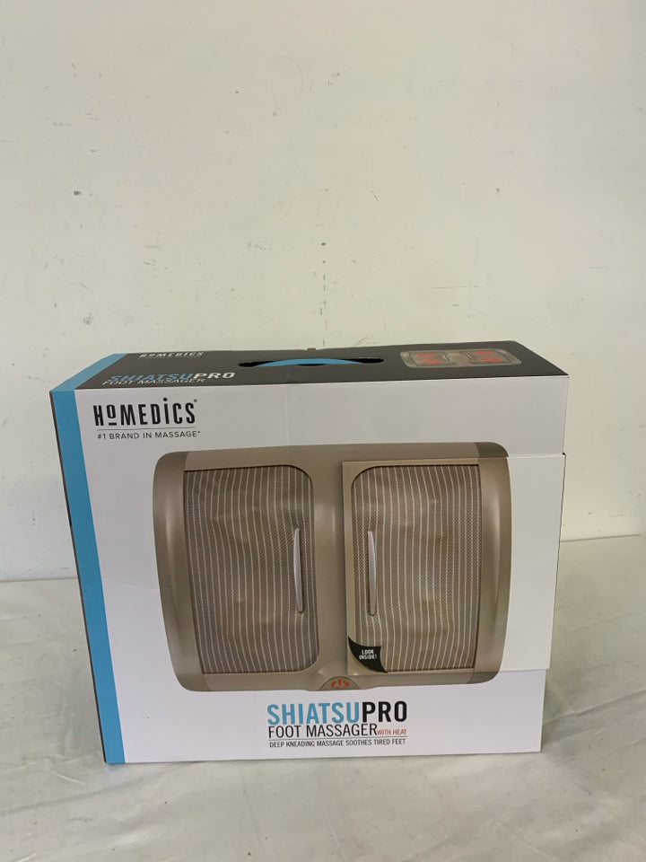 NIB SHIATSUPRO FOOT MASSAGER W/ HEAT.