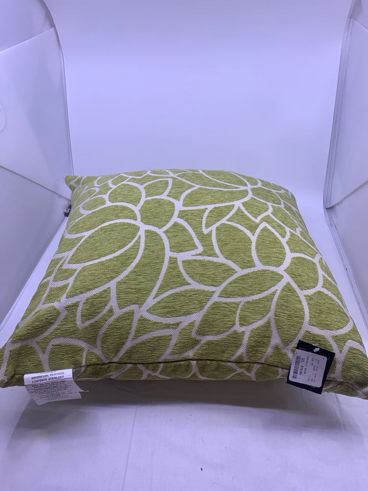 GREEN AND FLORAL PATTERN SQUARE PILLOW.