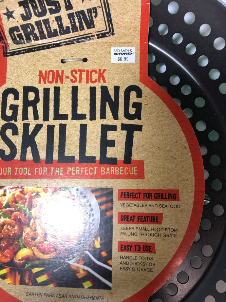 NIP GRILL SKILLET.