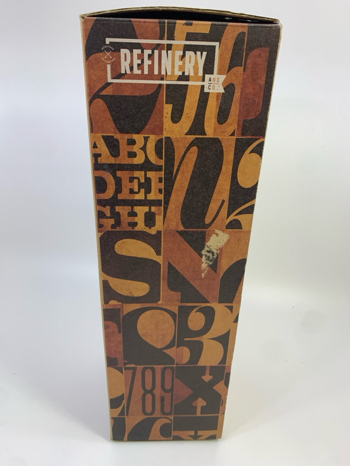 NIB CHAMPAGNE GLASS.