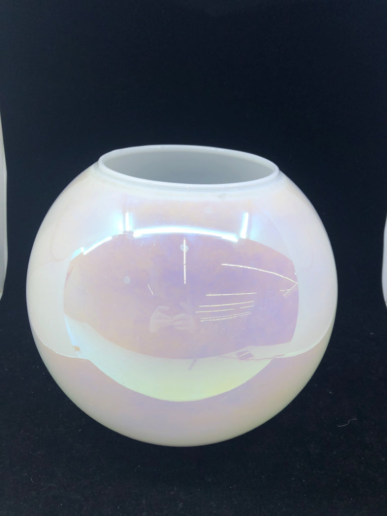 WHITE IRIDESCENT GLASS GLOBE VASE.