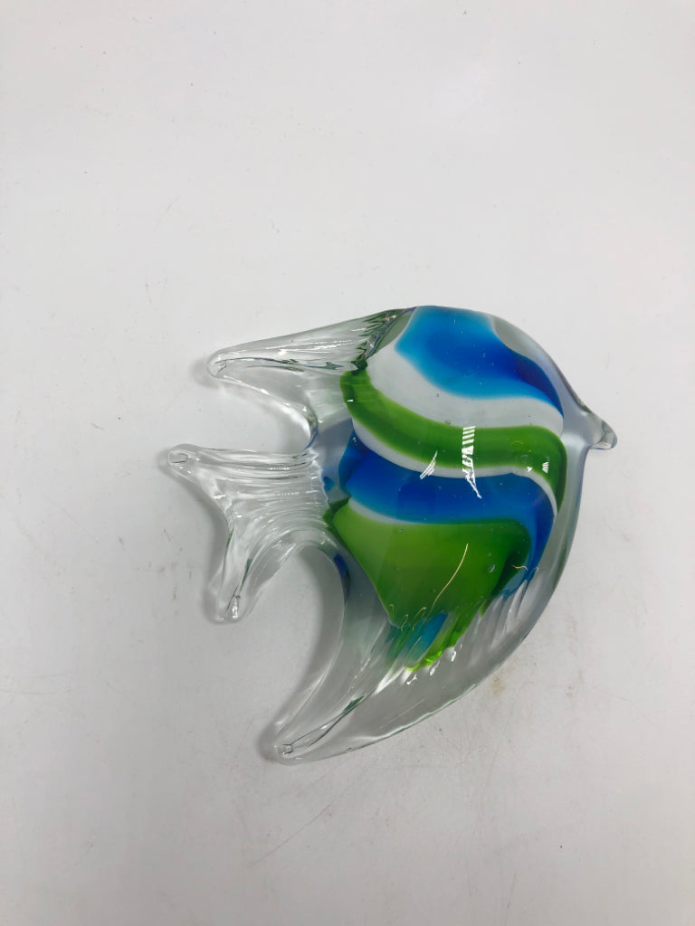 SMALL BLUE/GREEN GLASS FISH.