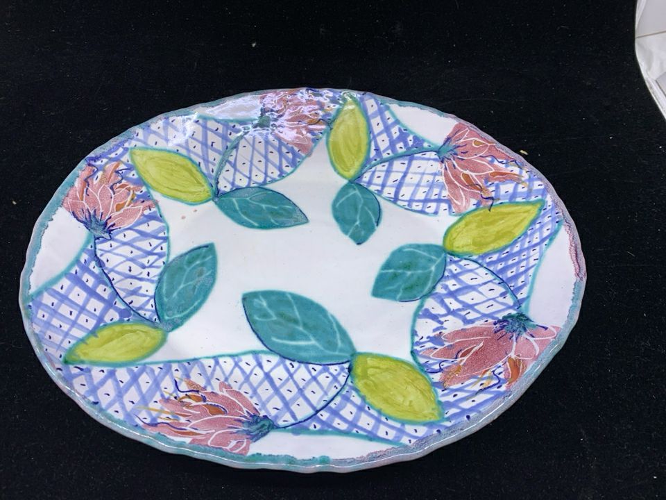 OVAL BLUE  W FRUIT PLATTER.