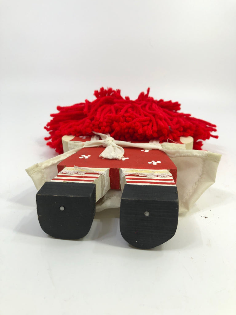 RAGGEDY ANNE WOOD BLOCK SHELF DECOR.