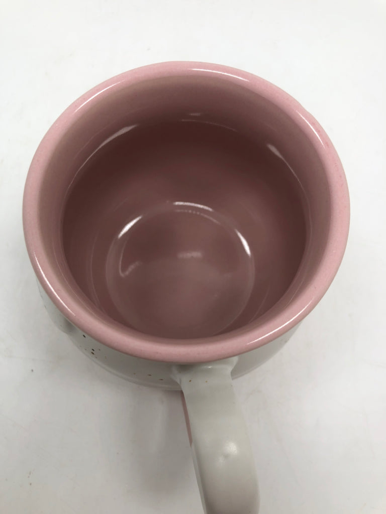 "BE HAPPY" PINK MUG.