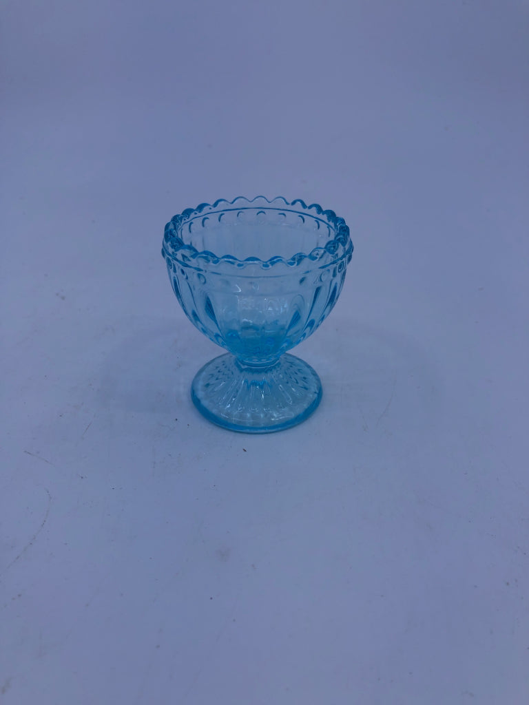 LIGHT BLUE FOOTED TOOTHPICK HOLDER.