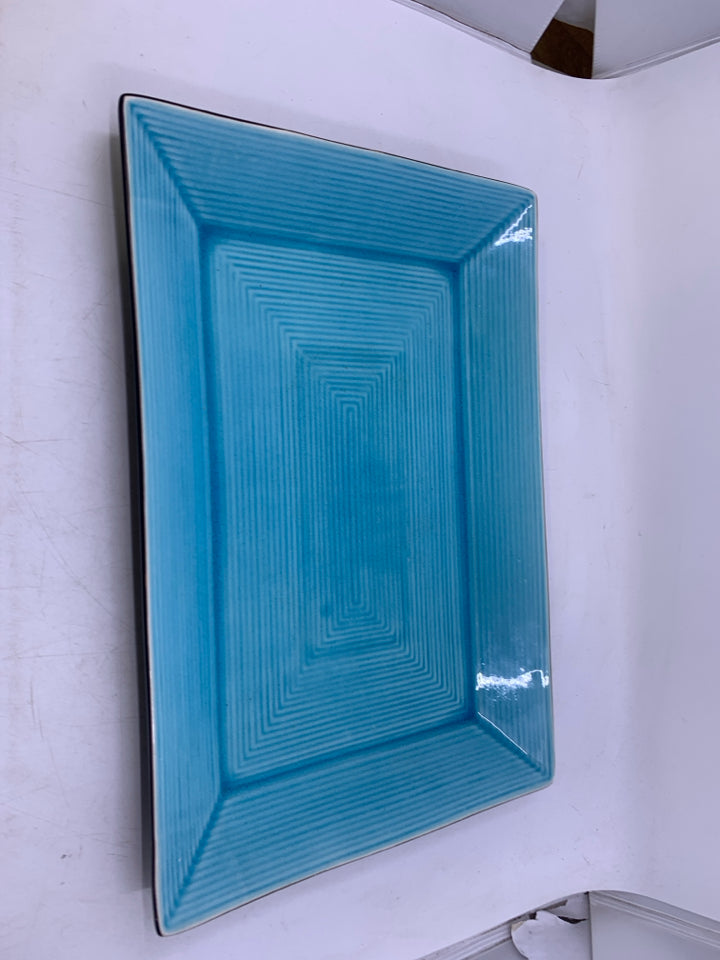 LARGE AQUA/ BLACK SERVER.