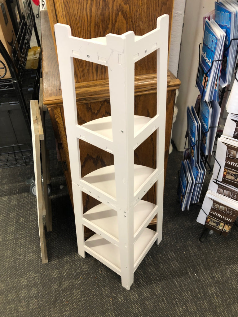 WHITE CORNER SHELVING UNIT, 5 SHELVES.