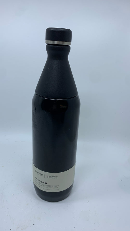 NEW STANLEY SLIM BOTTLE.