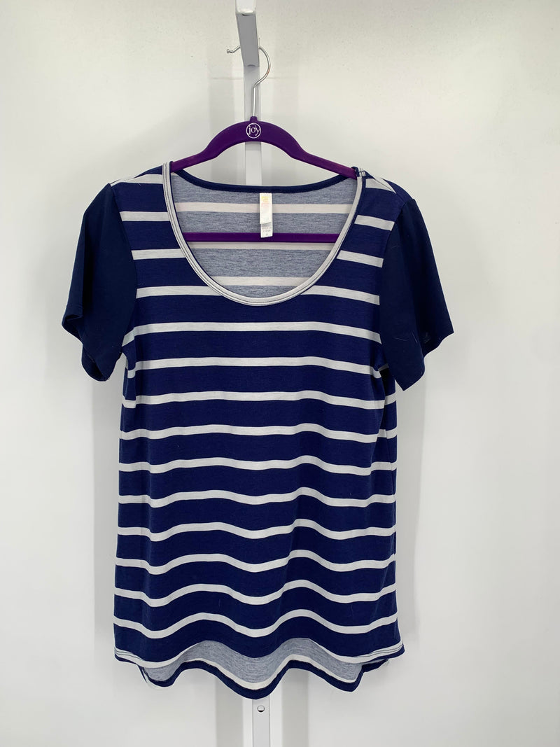 Lularoe Size Medium Misses Short Sleeve Shirt