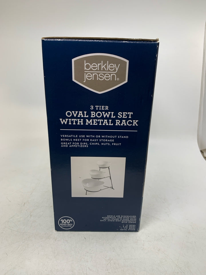 BERKLEY JENSON 3 TIER OVAL BOWL SET W/ RACK IN BOX.