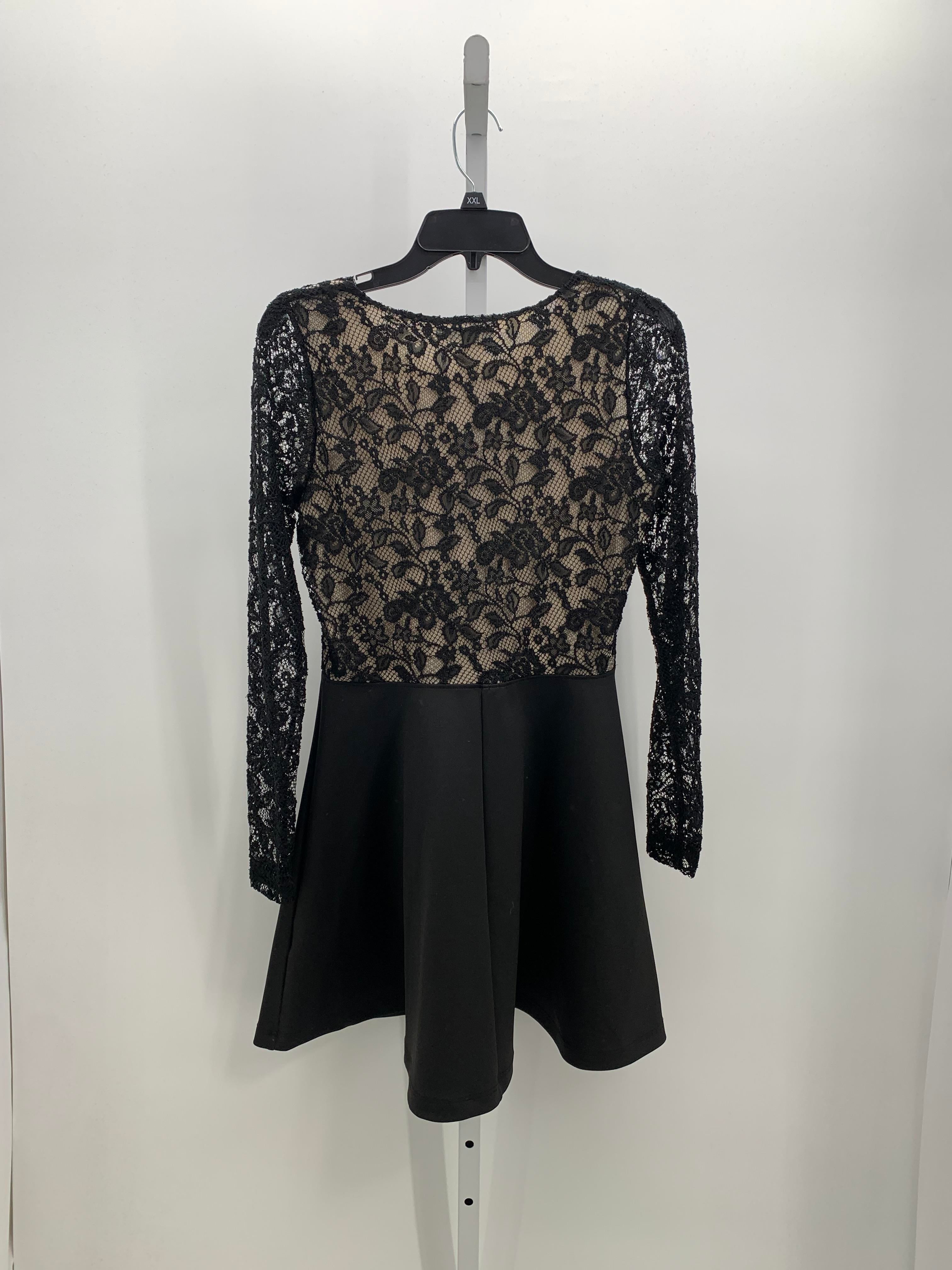 Venus Size Small Juniors Long Sleeve Dress