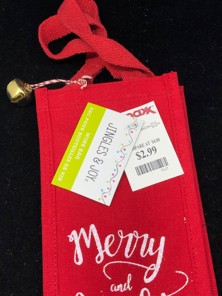 NWT MERRY AND BRIGHT WINE BAG.