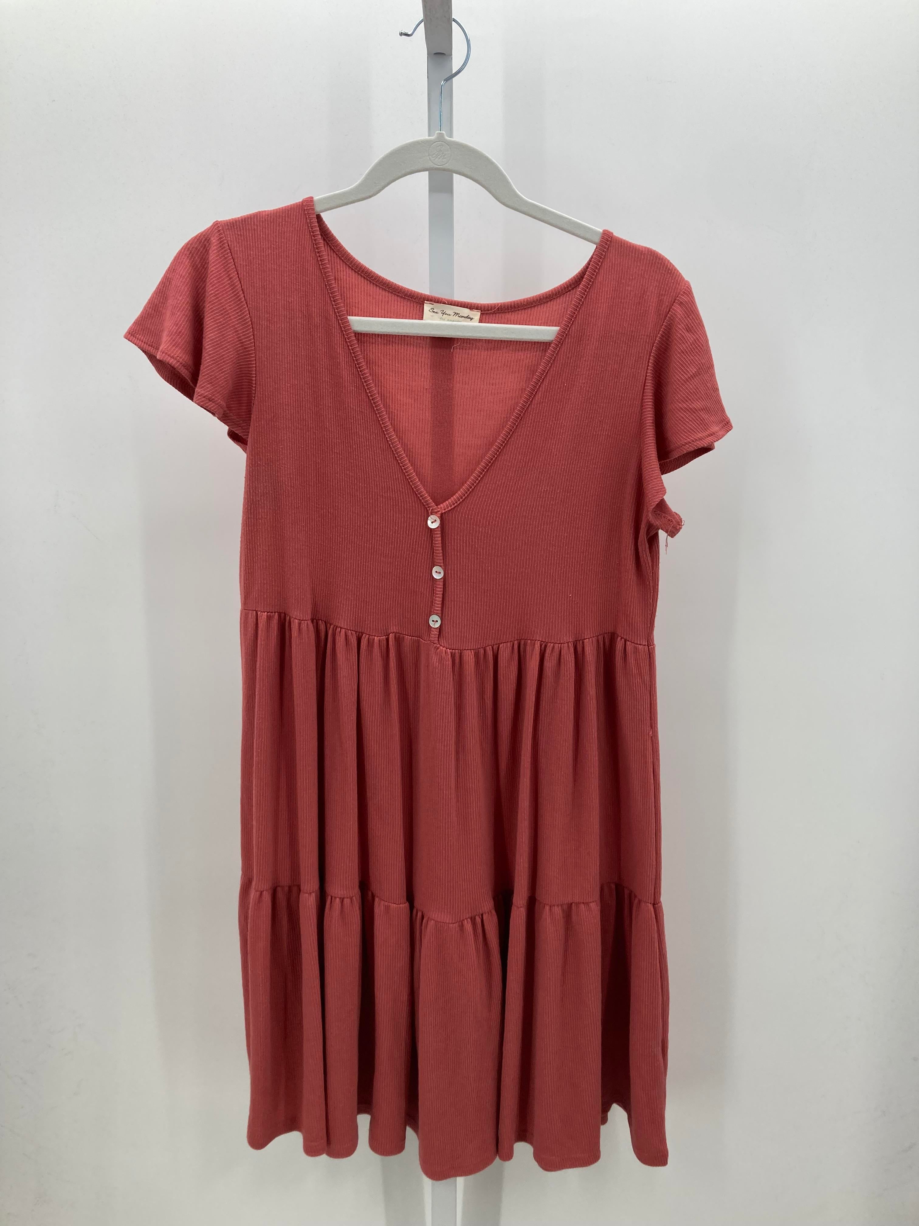 See You Monday Size Large Juniors Short Sleeve Dress