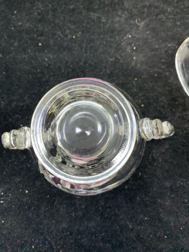 VTG CARVED VINES SUGAR AND CREAMER.