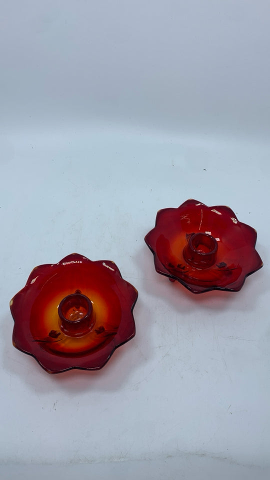 2 VTG AMBERINA GLASS FLOWER SHAPED CANDLE HOLDERS.
