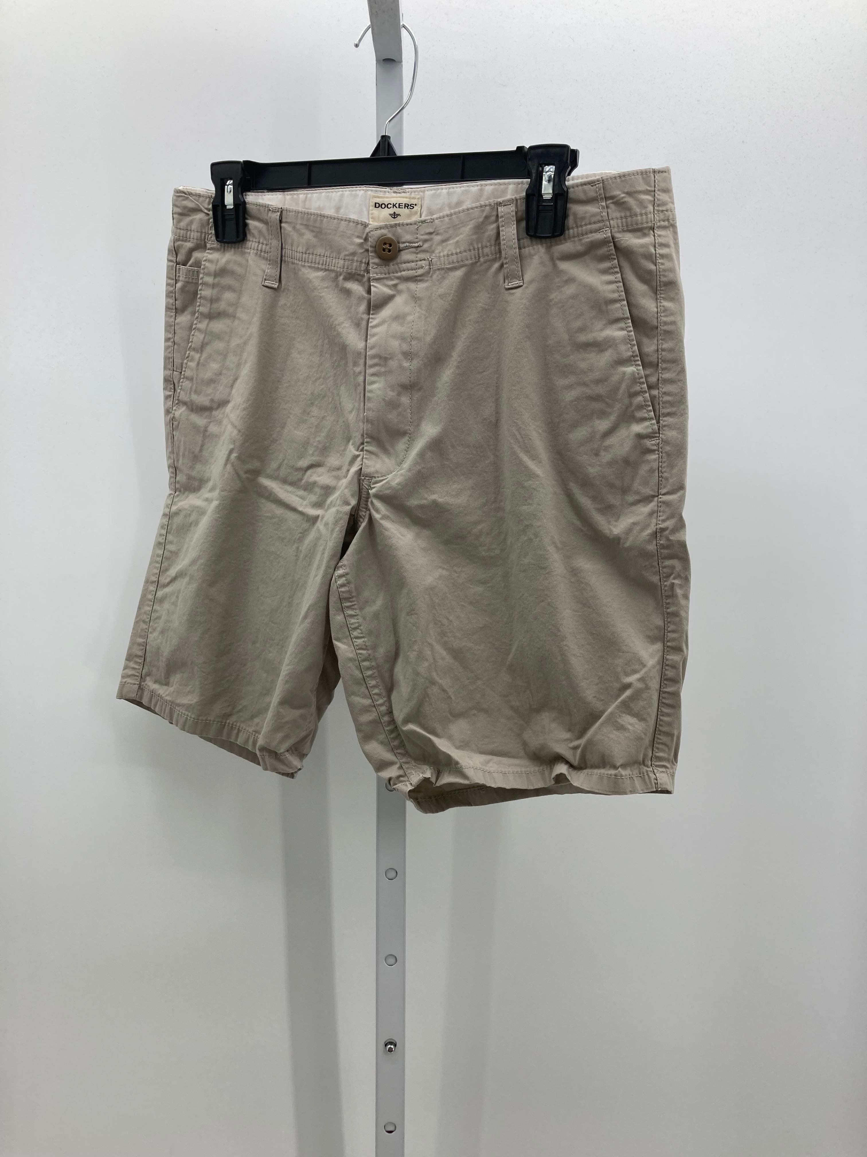 KHAKI SHORTS