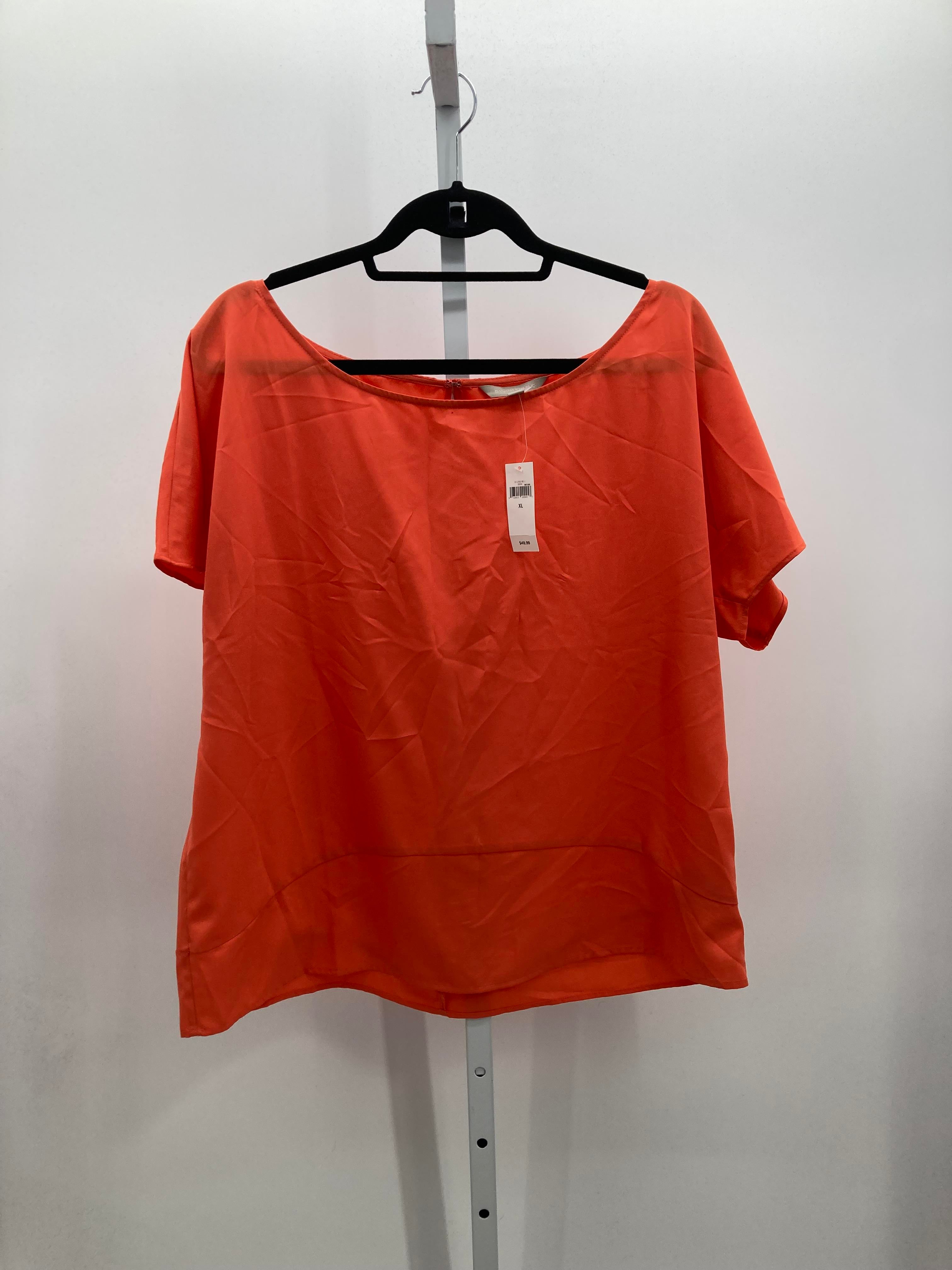 Banana Republic Size Extra Large Misses Short Sleeve Shirt