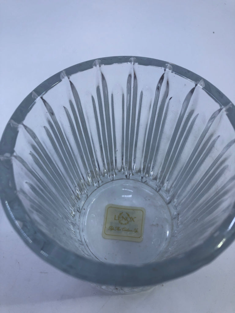 HEAVY LENOX CRYSTAL VASE.