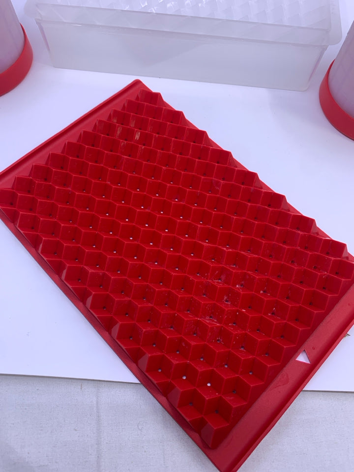 3 PC TEVOLO ICE CUBE SET.