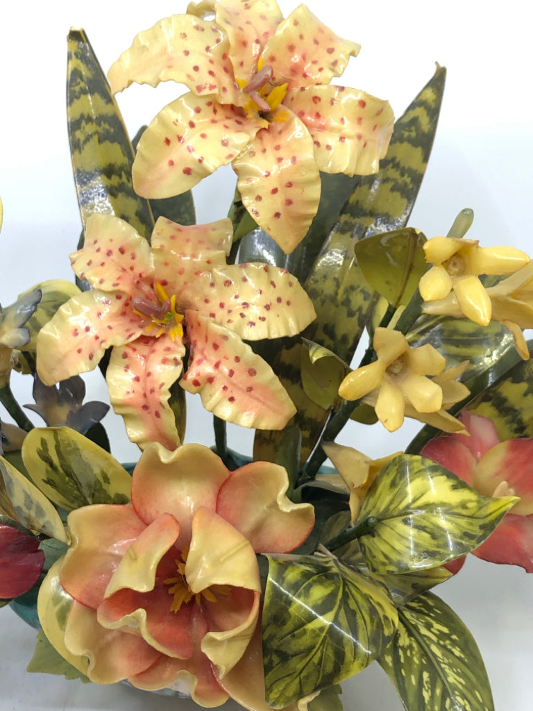 VTG FAUX RESIN BOUQUET IN TEAL/GREY CERAMIC PLANTER.