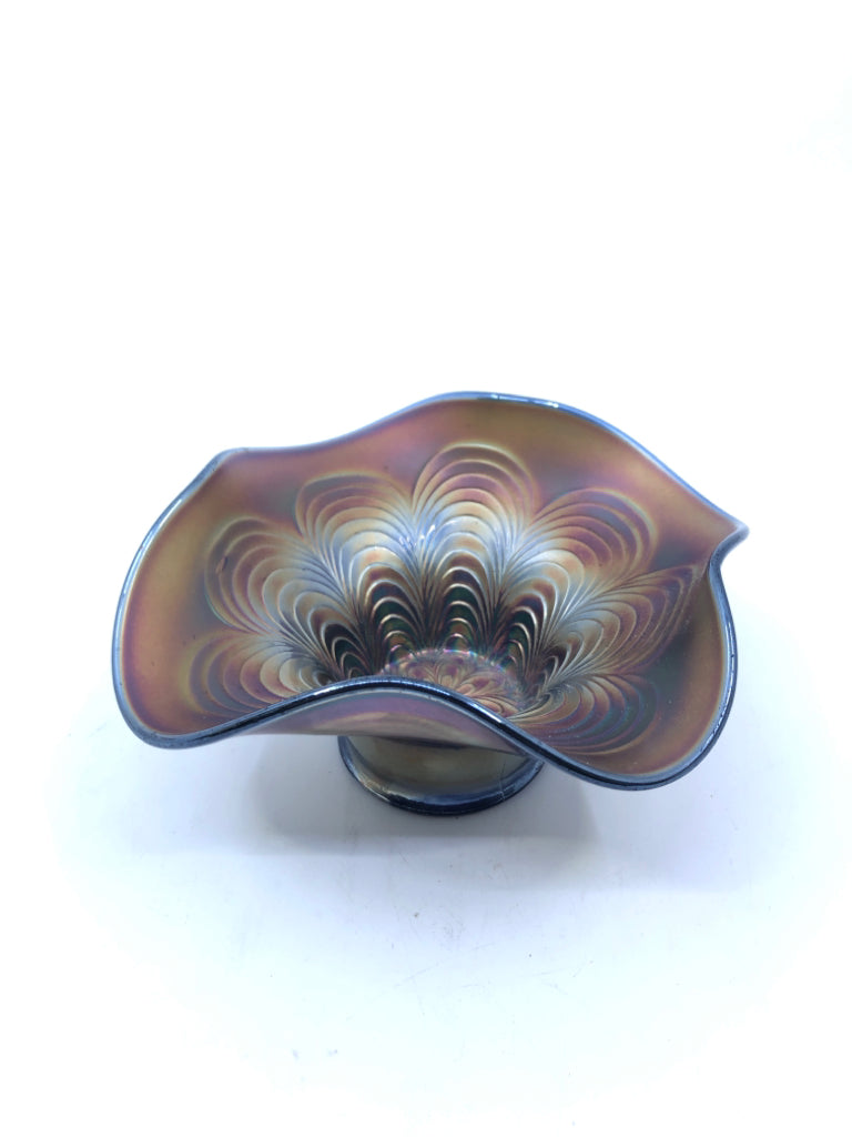 VINTAGE PEACOCK TAIL CARNIVAL GLASS WAVY EDGE DEEP BOWL.