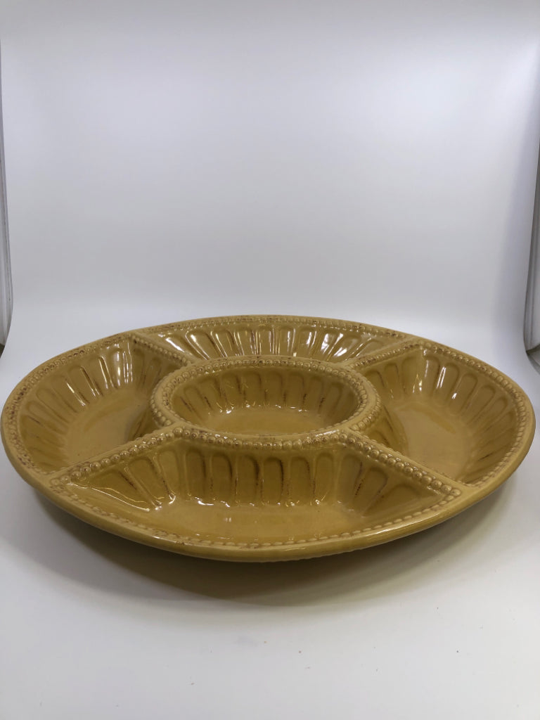 MUSTARD YELLOW DIVIDED SERVING PLATTER.