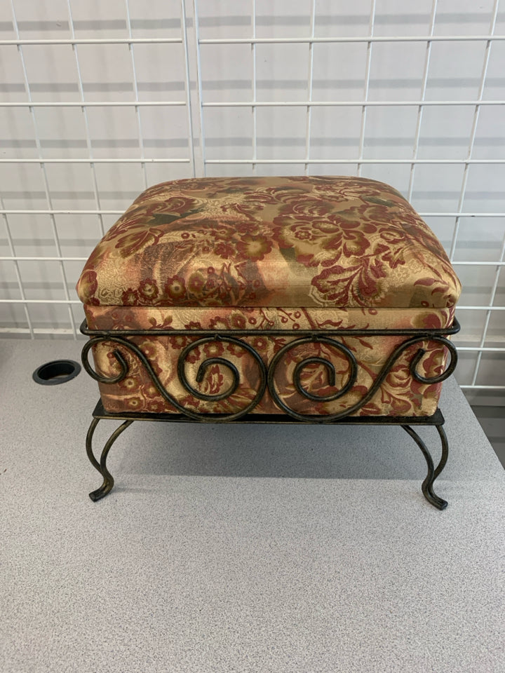 FOOT REST W/ STORAGE FLORAL DESIGN.