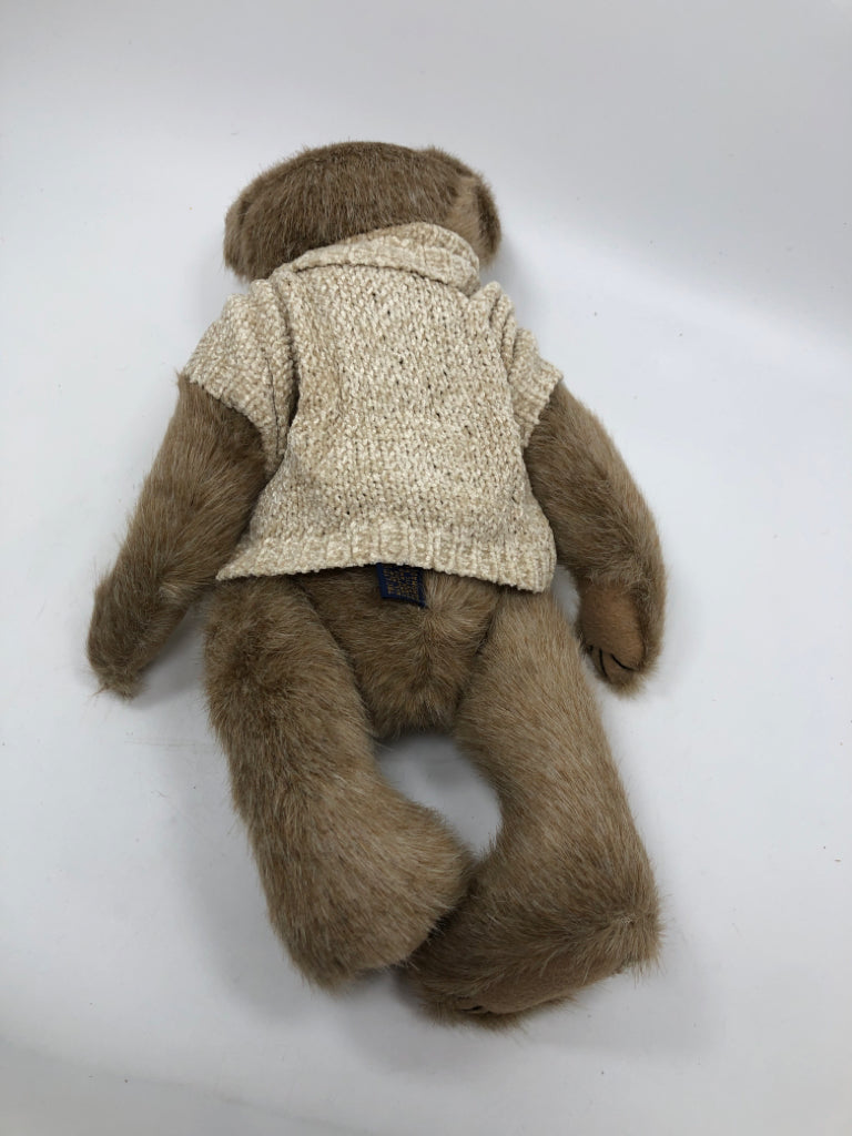 TAN BOYDS BEAR IN HEART SWEATER.