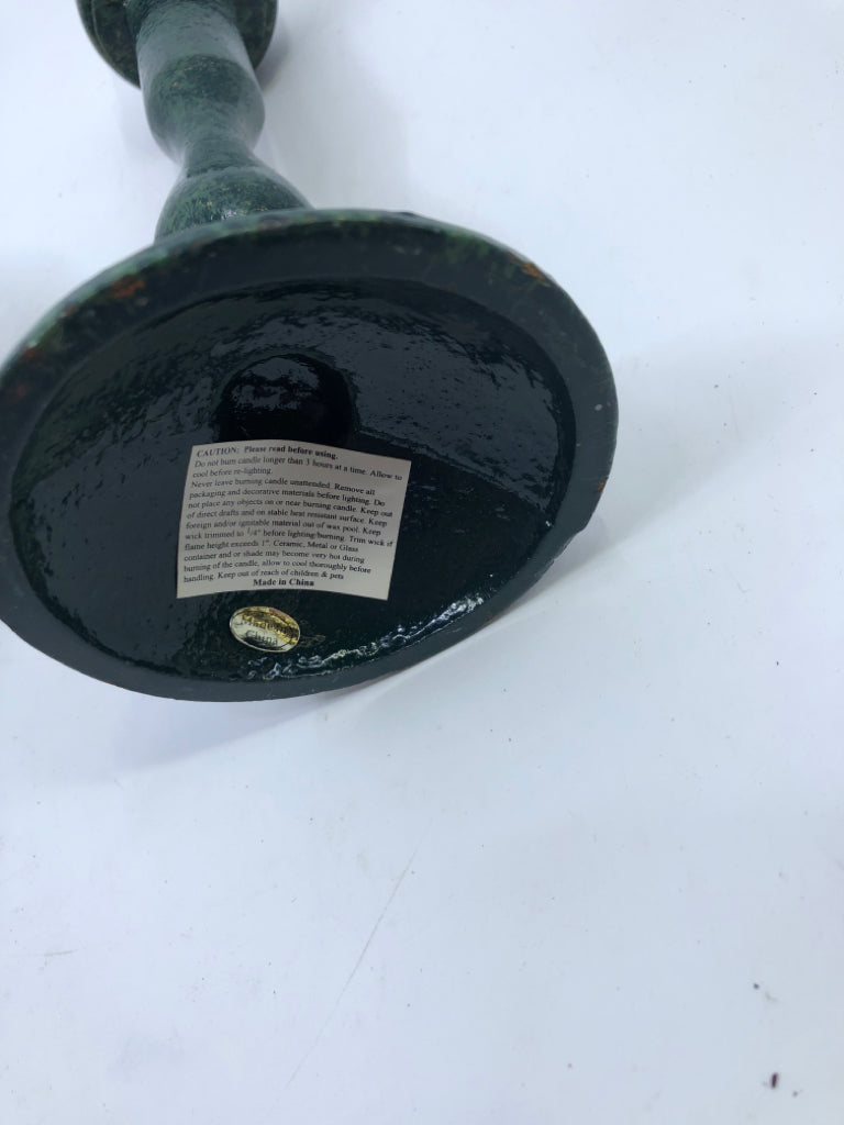 HEAVY METAL SNOWFLAKE TEA LIGHT HOLDER.