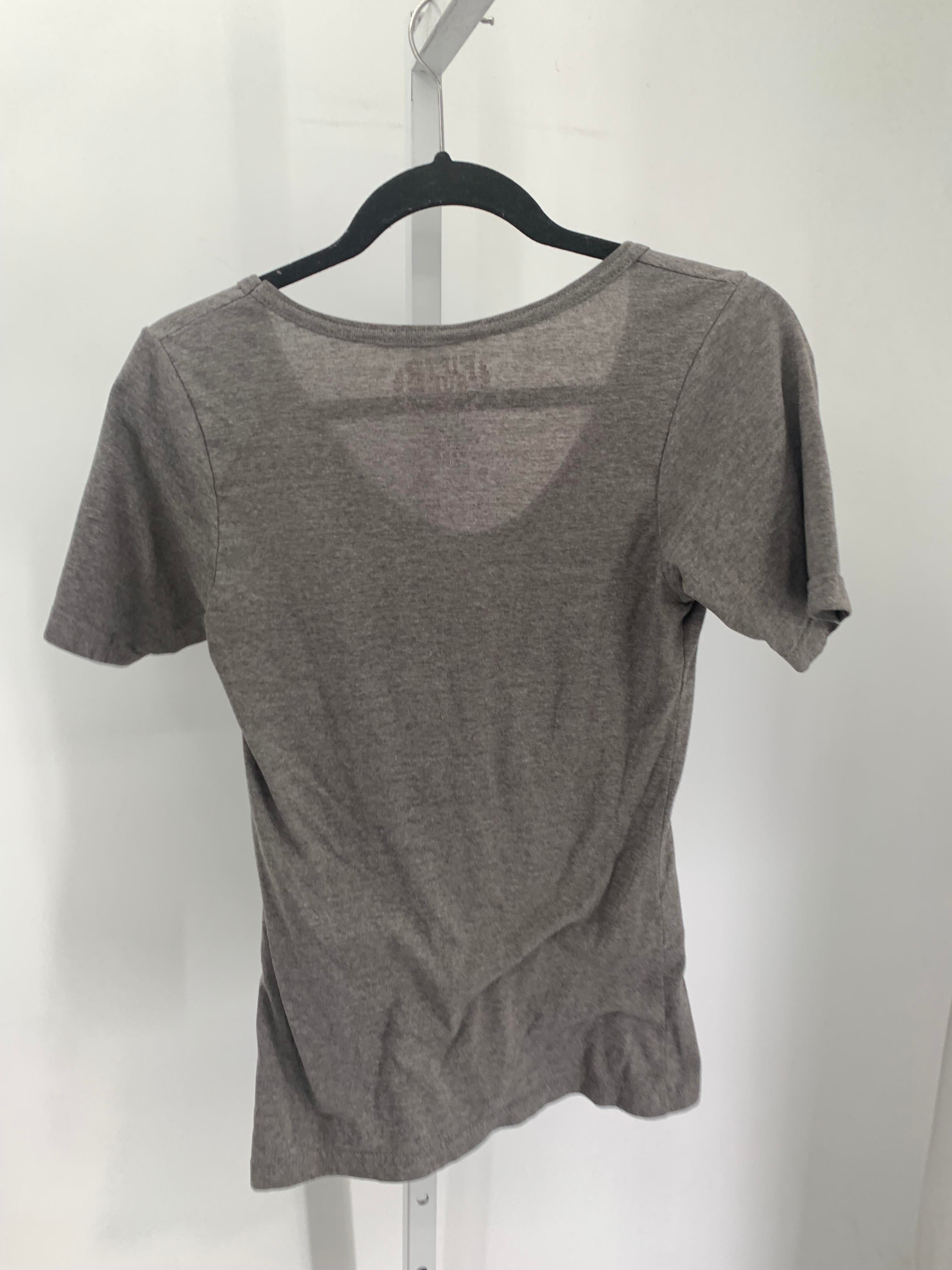 Fifth Sun Size Medium Misses Short Sleeve Shirt