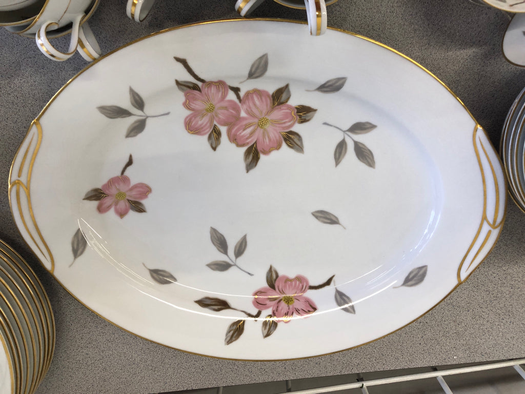 66 PC SVC 10 PINK FLORAL W/ GOLD RIM NORITAKE .