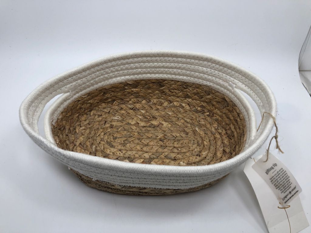NWT OVAL WOVEN BASKET WHITE TOP W/HANDLES.