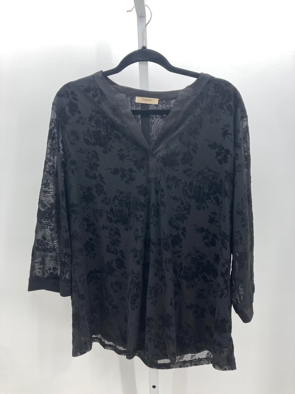 Size XXL Misses 3/4 Sleeve Shirt