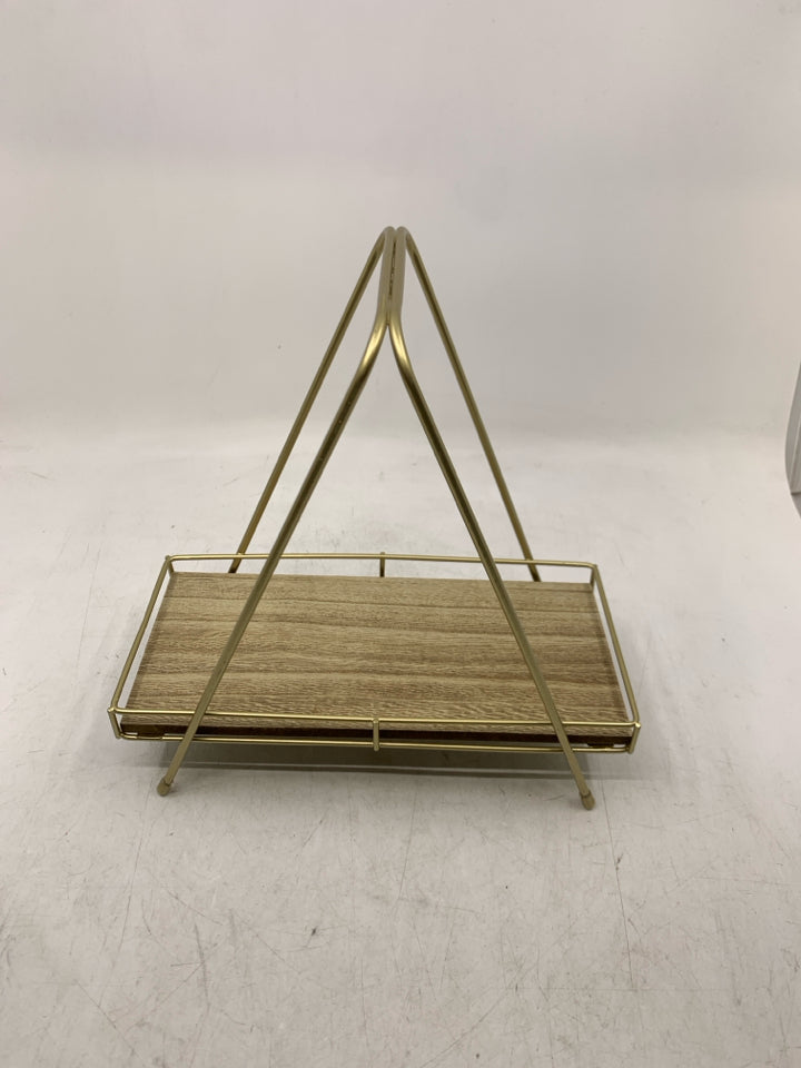 GOLD METAL TRIANGLE SHAPED SMALL SHELF.
