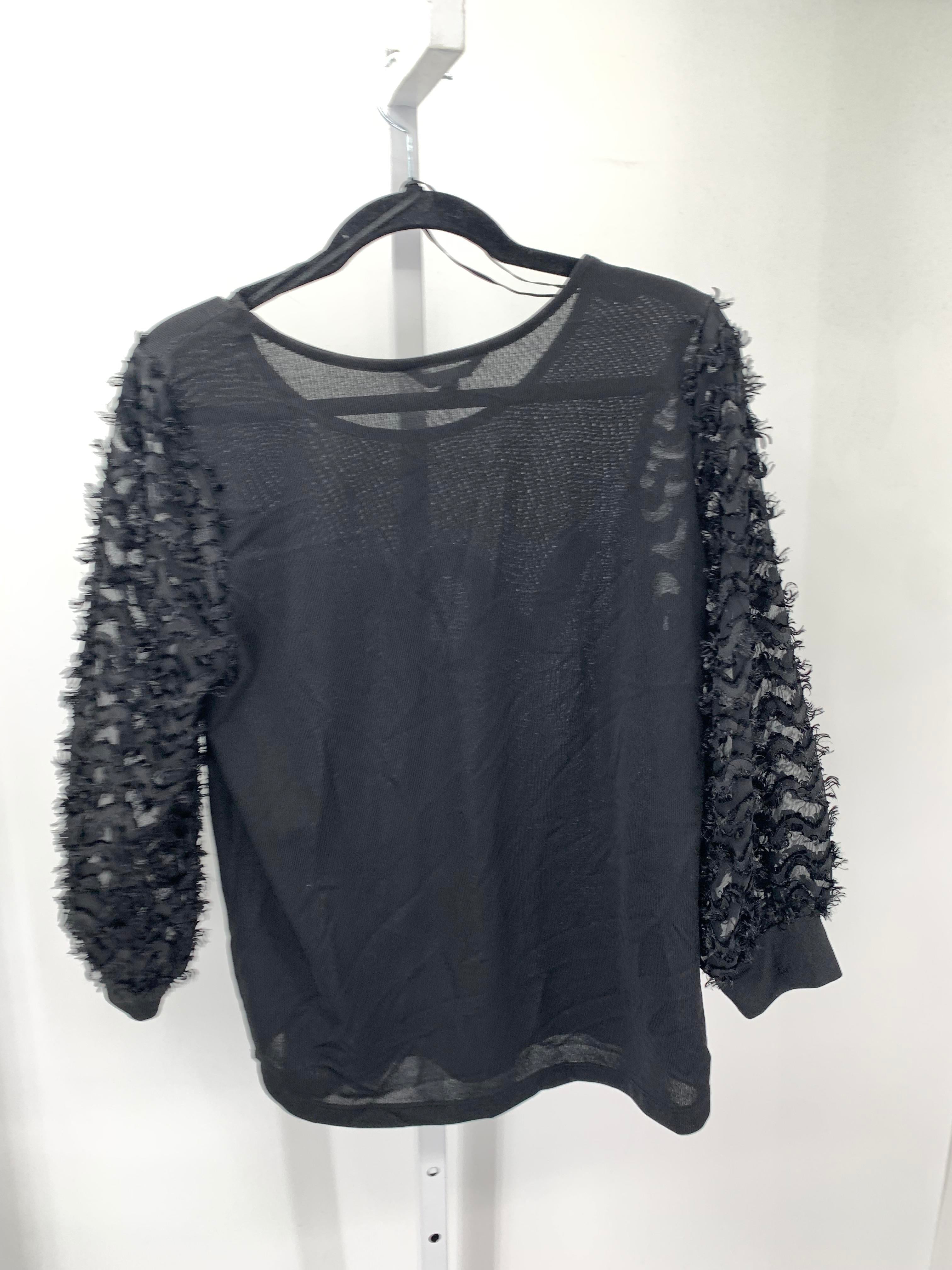 Size Medium Misses 3/4 Sleeve Shirt