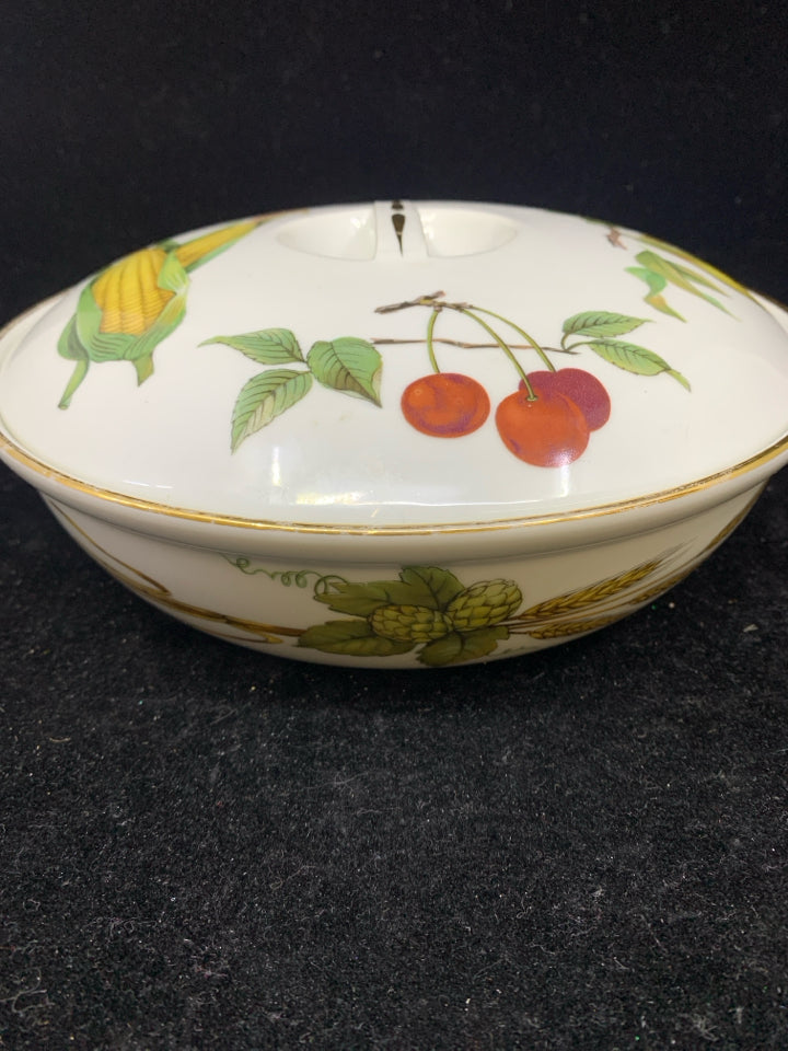 PORCELAIN BAKE WARE FRUIT VEGETABLE DESIGN GOLD TRIM.