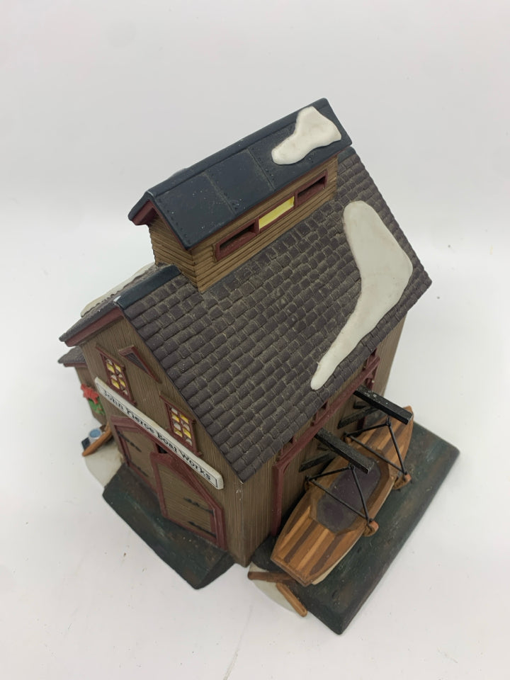 DEPT 56 JOHN PIERCE BOAT WORKS CERAMIC HOUSE.