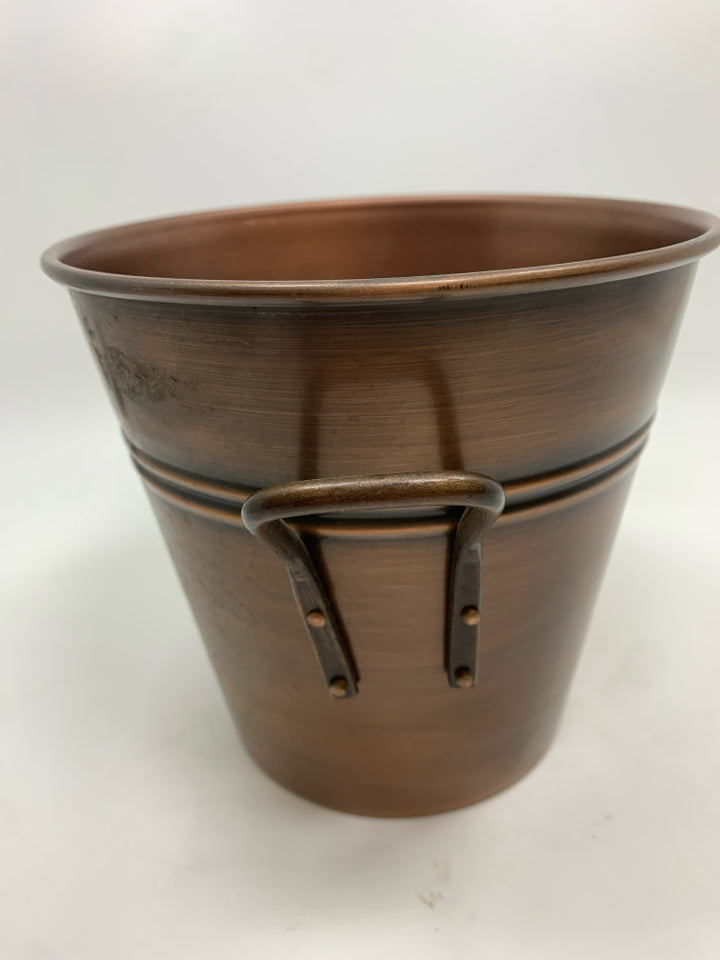 COPPER FINISH STEEL PLANTER.