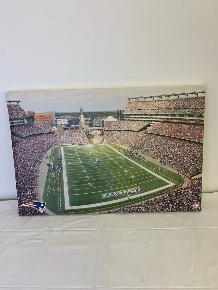 PATRIOTS STADIUM CANVAS WALL ART.