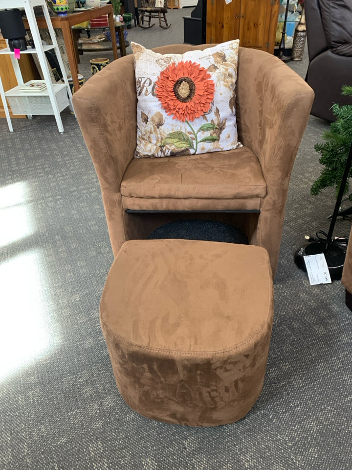 BROWN BARREL CHAIR W OTTOMAN.