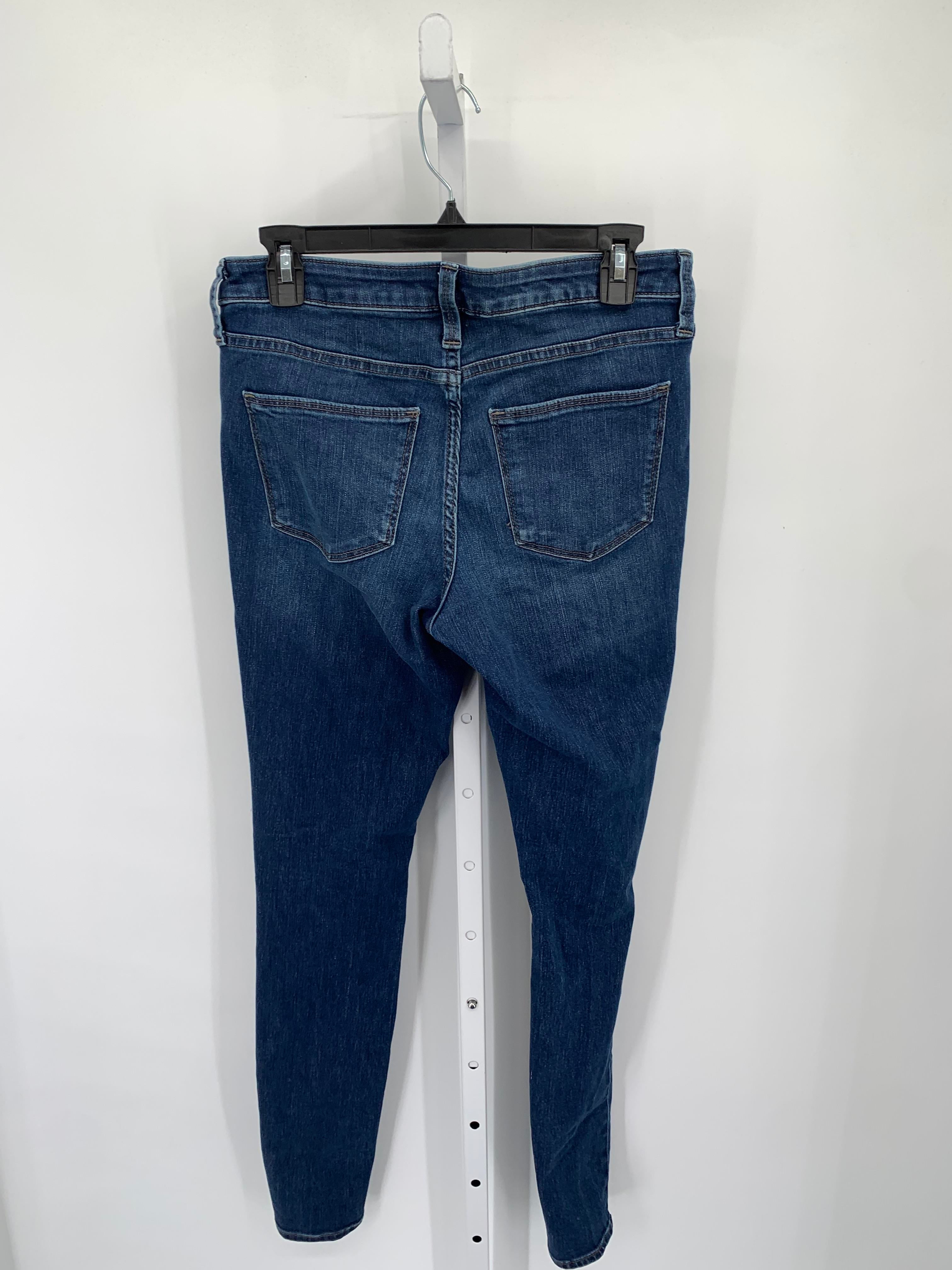 Universal Thread Size 4 Long Misses Jeans