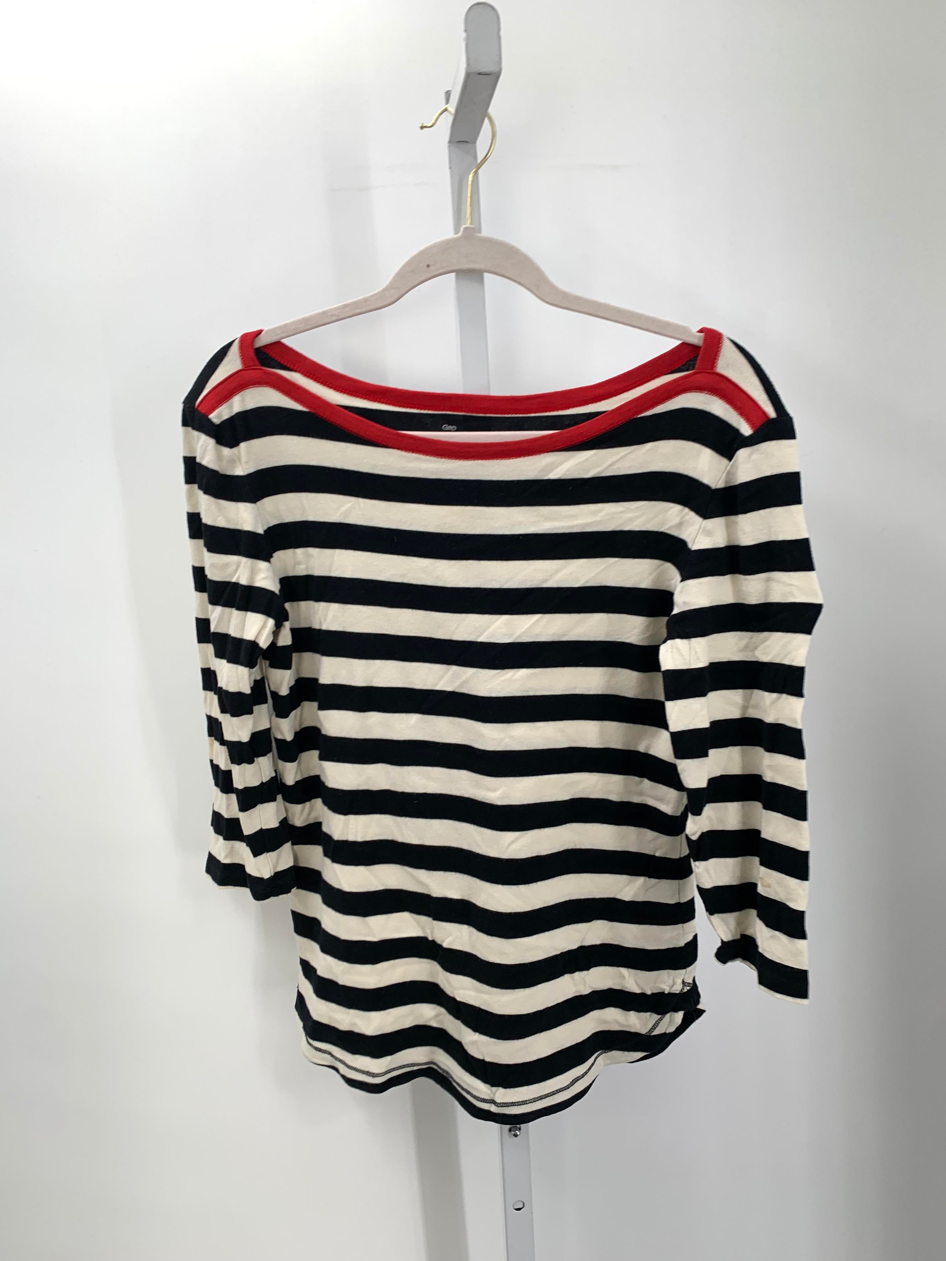 Gap Size Large Misses 3/4 Sleeve Shirt