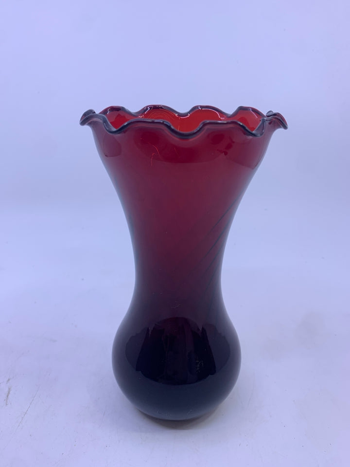 CRANBERRY GLASS VASE.