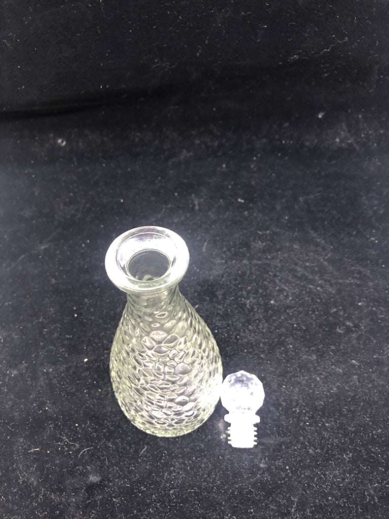 GLASS TEXTURED EMPTY BOTTLE W STOPPER.