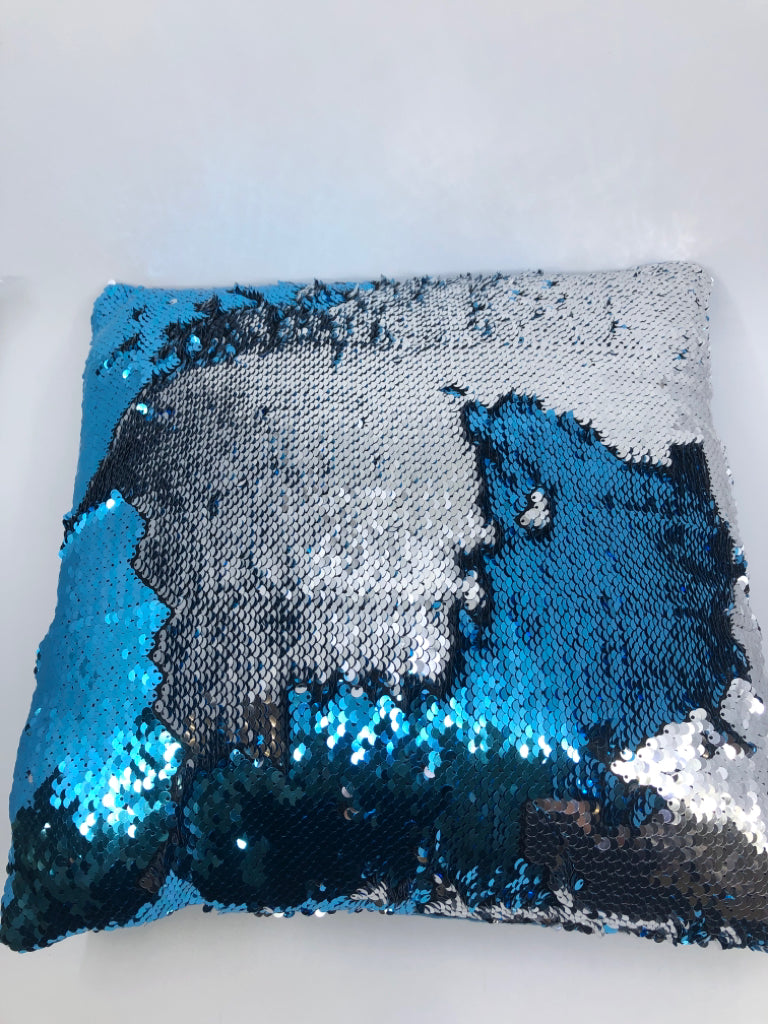 SILVER AND TEAL SEQUINS PILLOW.