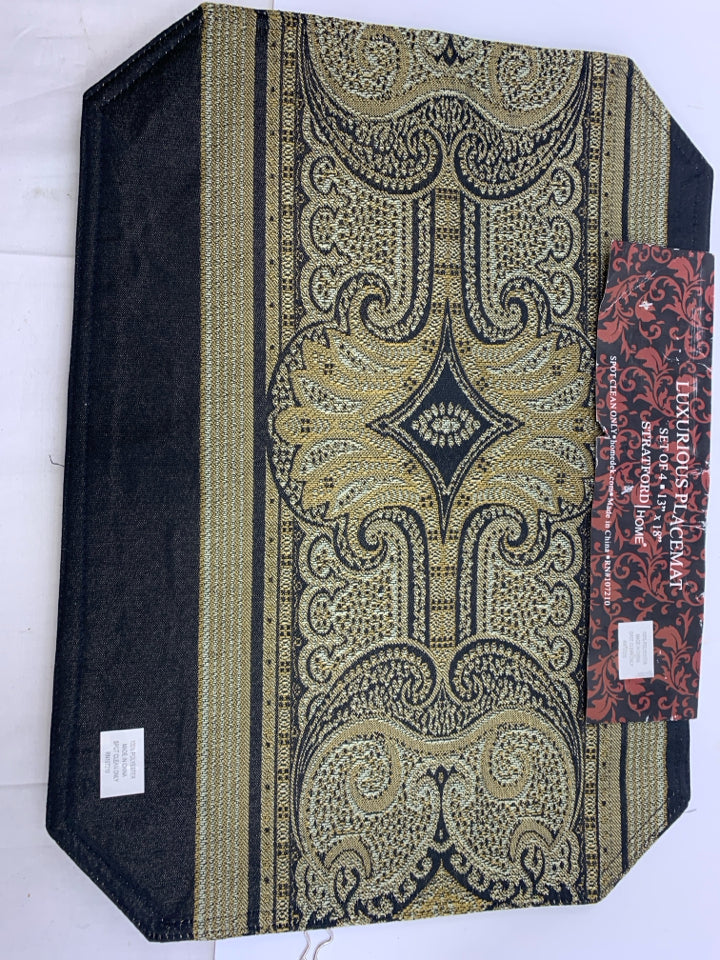 4 NIP PLACEMATS.