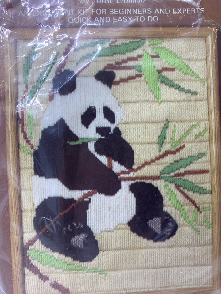 NIP PANDA BEAR STITCH KIT