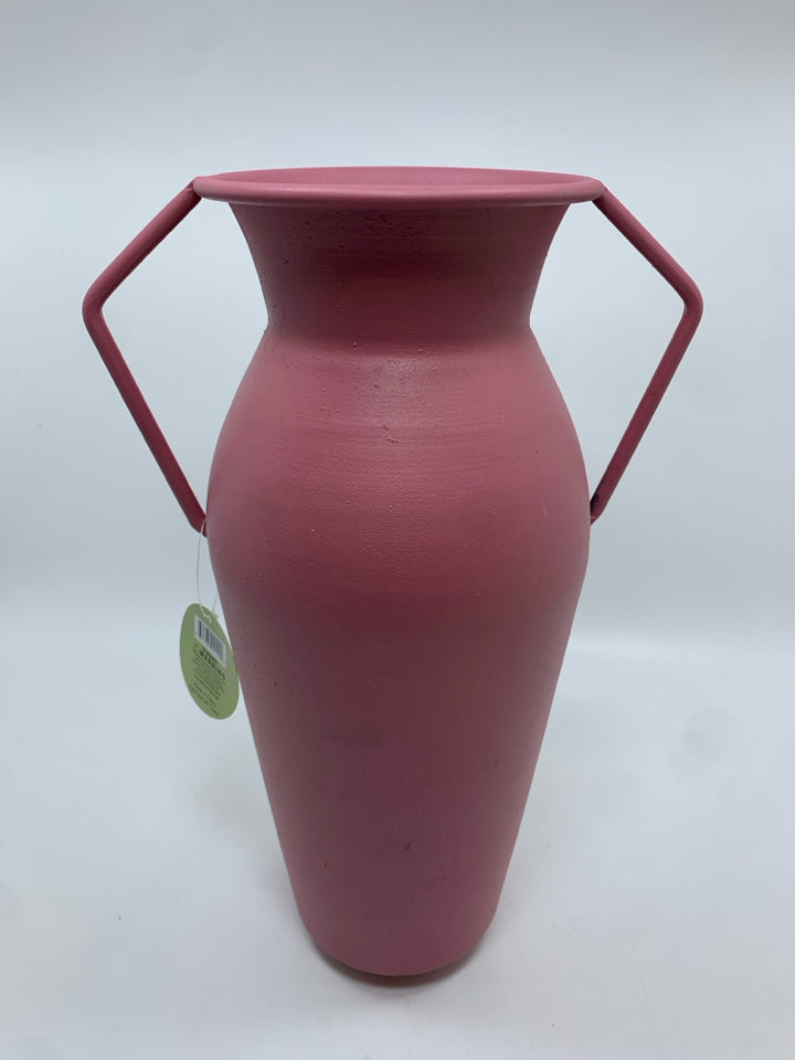 NWT MATTE PINK METAL VASE W/HANDLES.