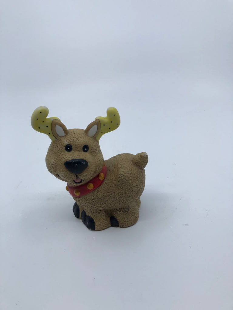 CHUBBY CERAMIC REINDEER.